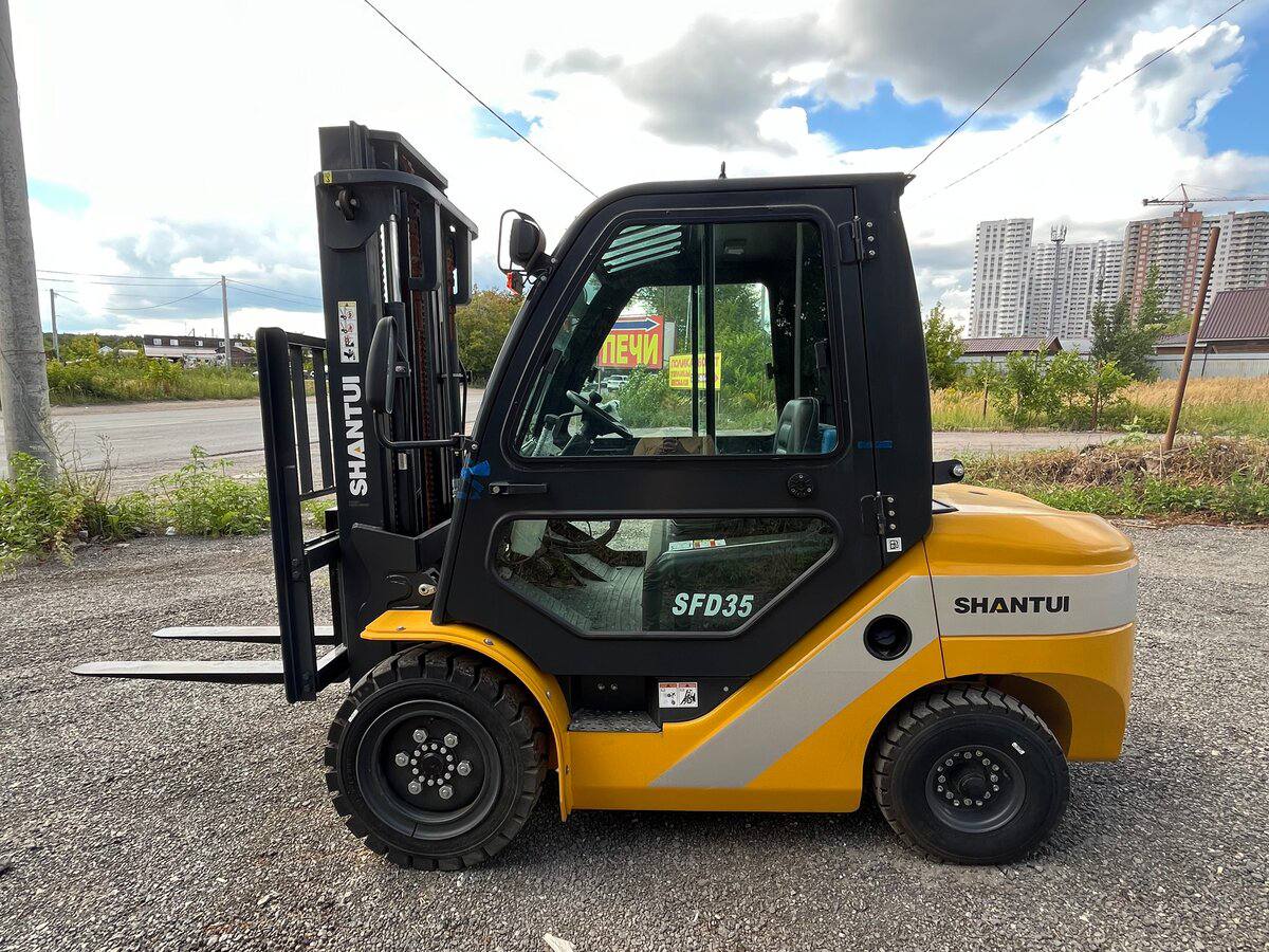 Вилочный погрузчик SHANTUI SFD35W-VM3000