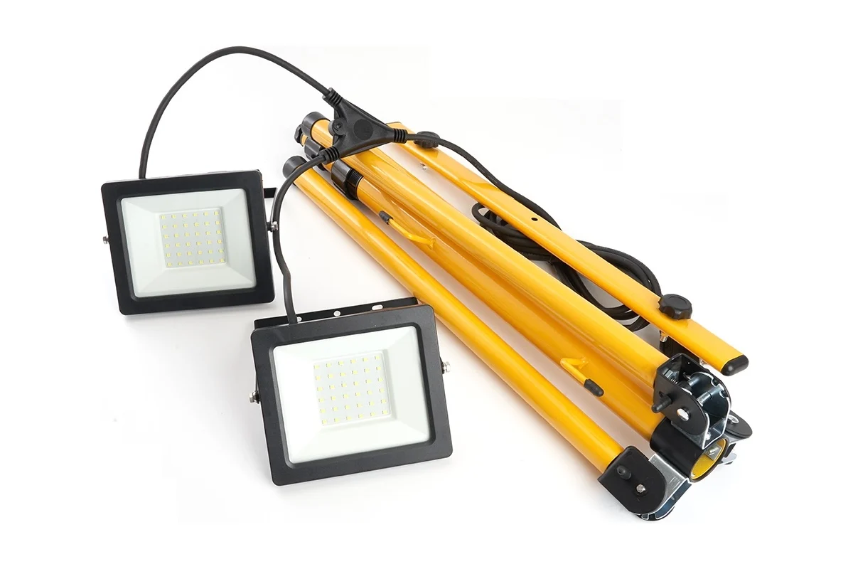 Прожектор на штативе FERON 2х50W 6400K 220V